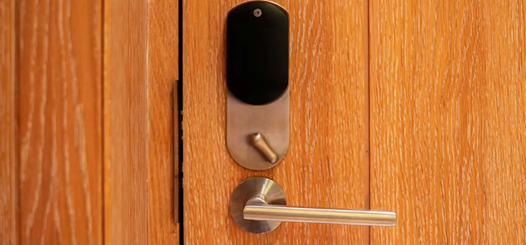 Automatic Locking Door Knob Aliso Viejo